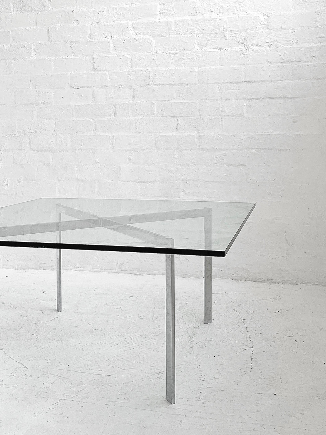 Ludwig Mies van der Rohe 'Barcelona' Coffee Table
