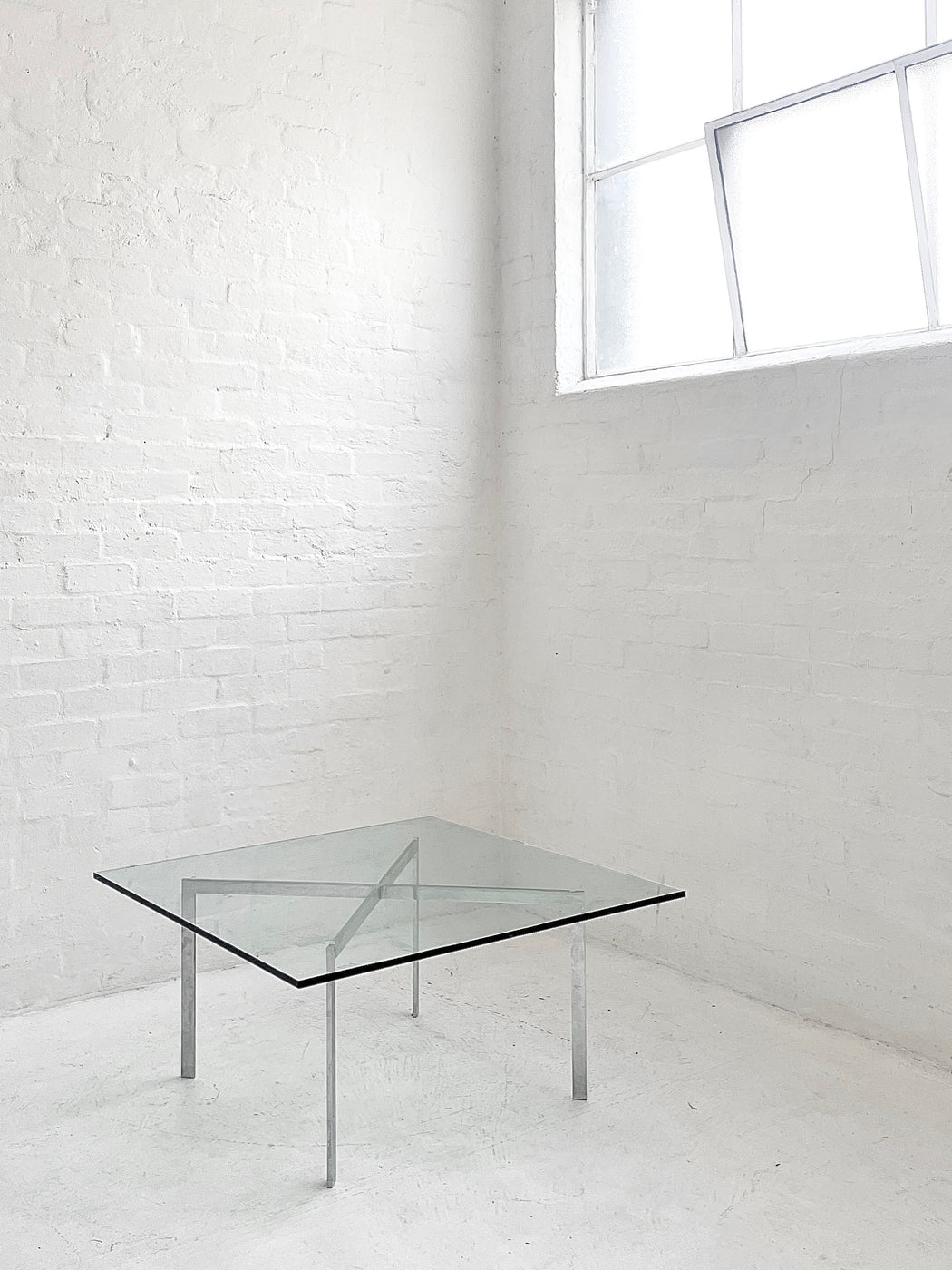 Ludwig Mies van der Rohe 'Barcelona' Coffee Table