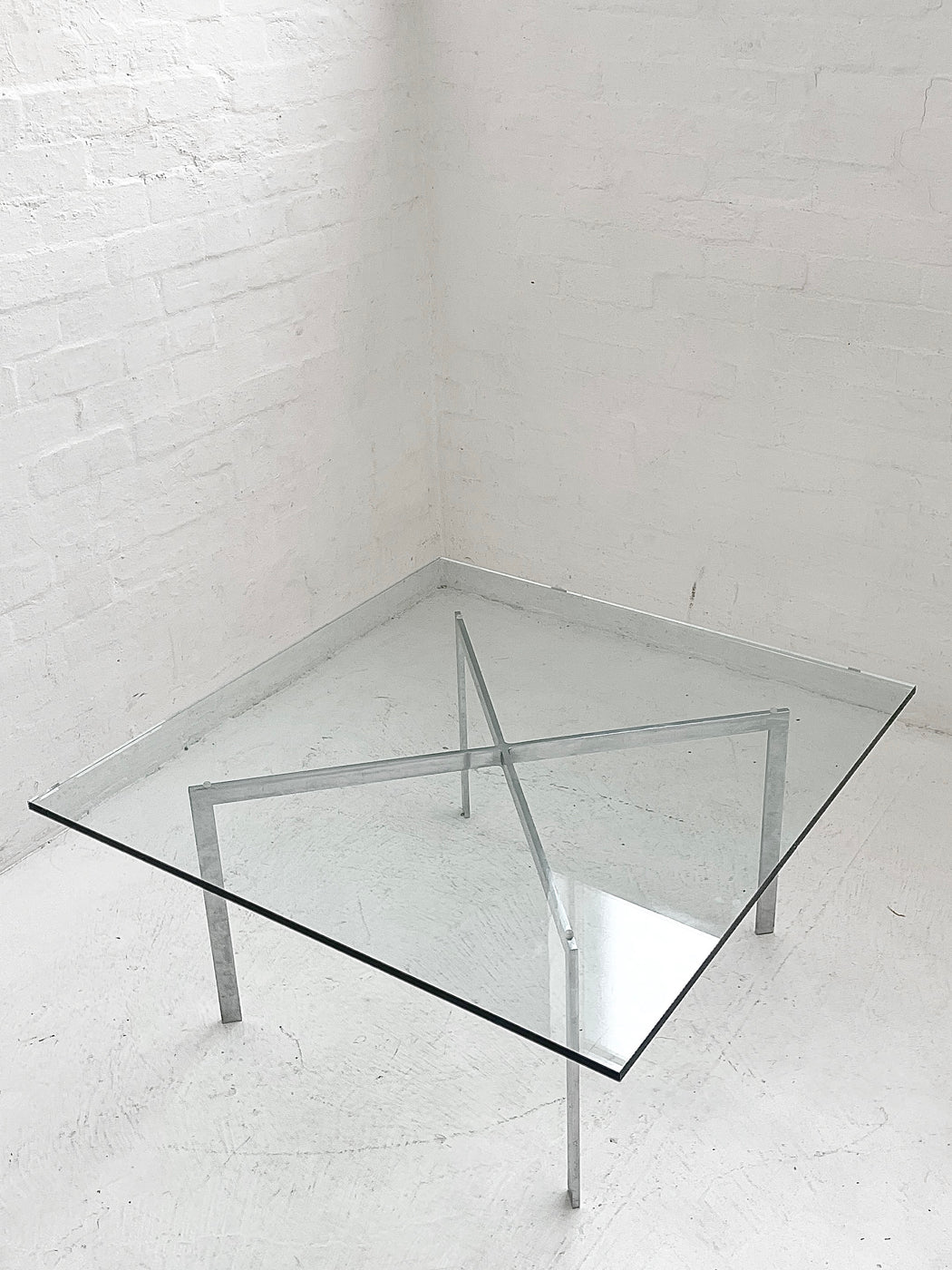 Ludwig Mies van der Rohe 'Barcelona' Coffee Table