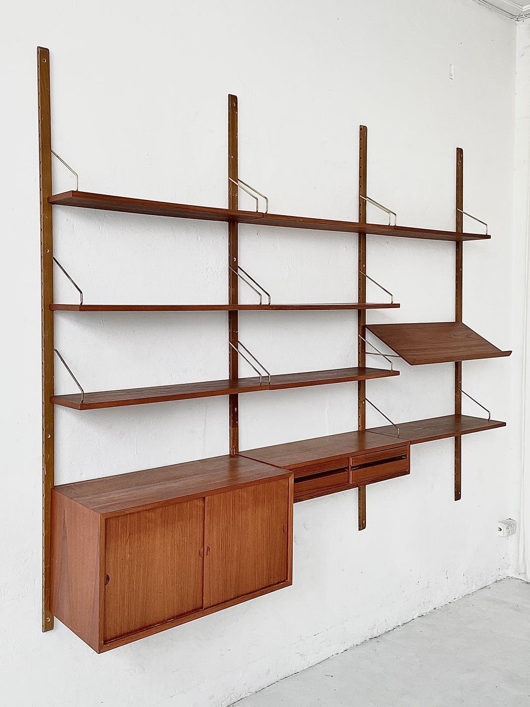 Poul Cadovius Teak 'Royal System'