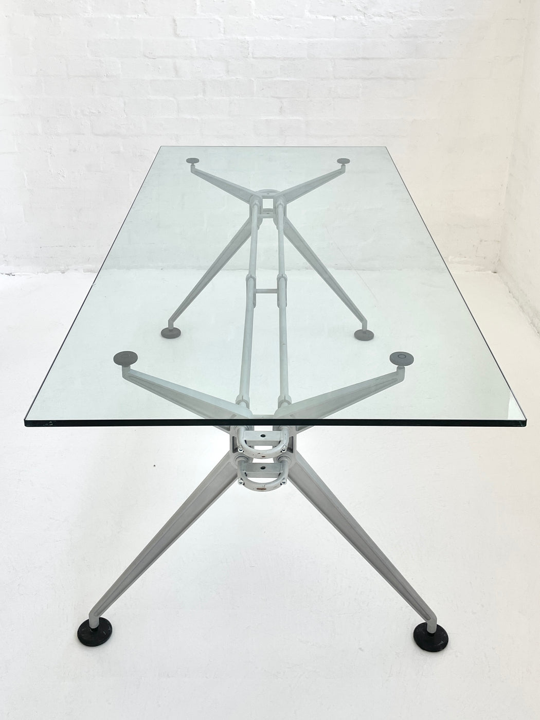 Airon Glass & Aluminium Table