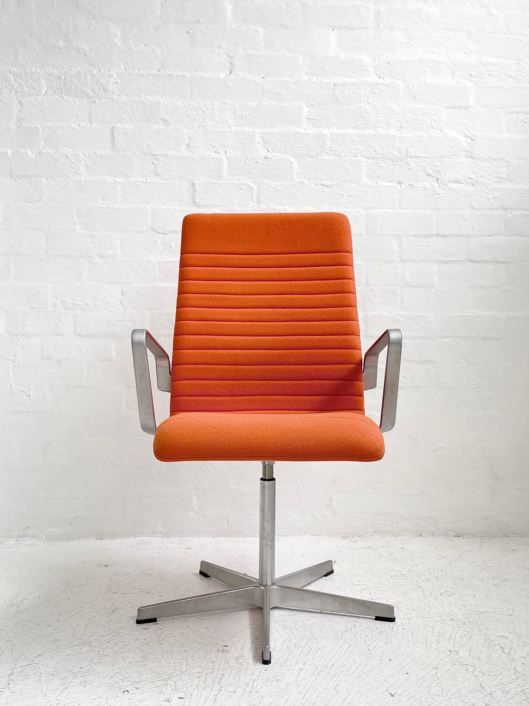 Arne Jacobsen 'Oxford' Chair