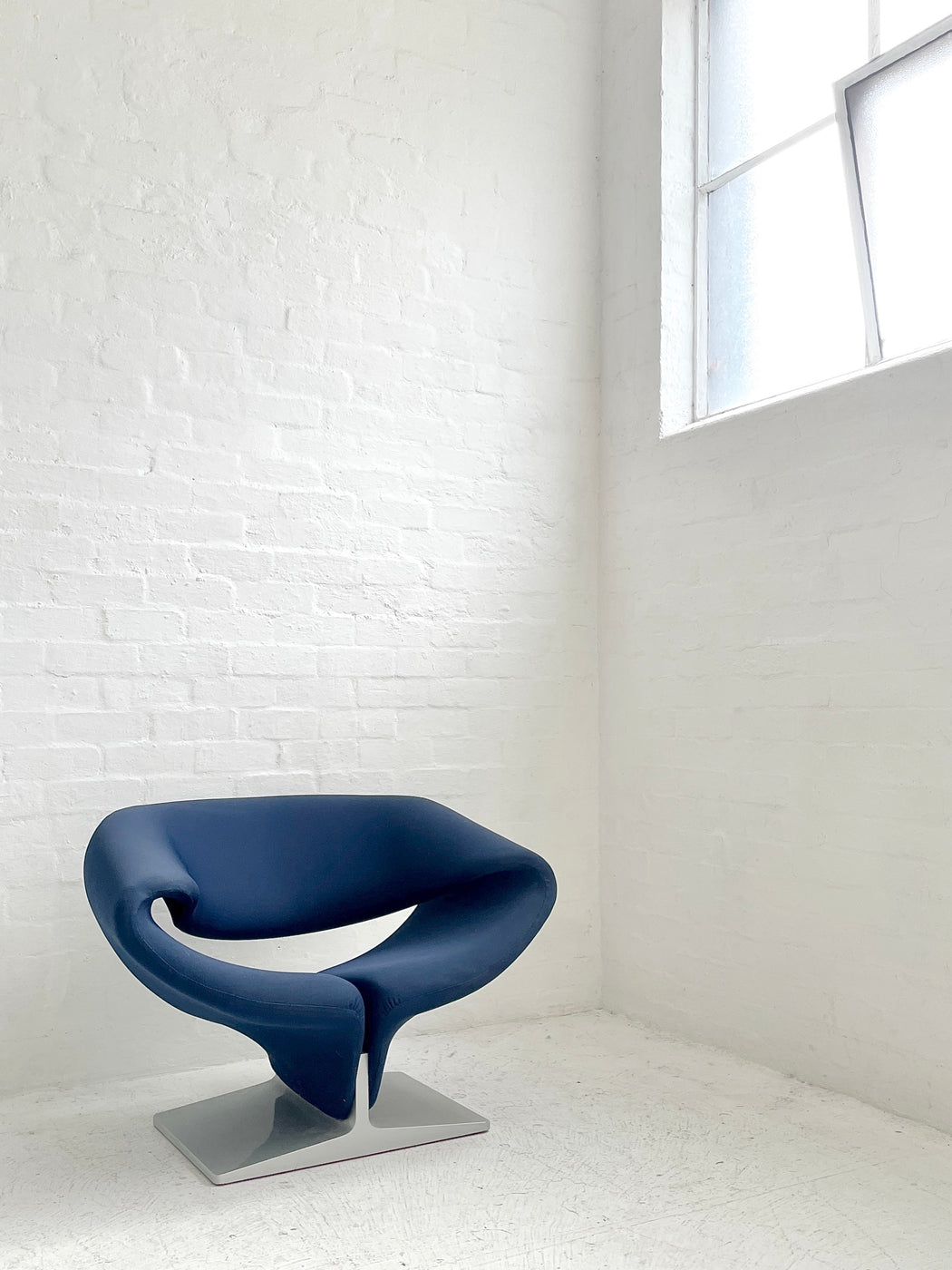 Pierre Paulin 'Ribbon' Chair