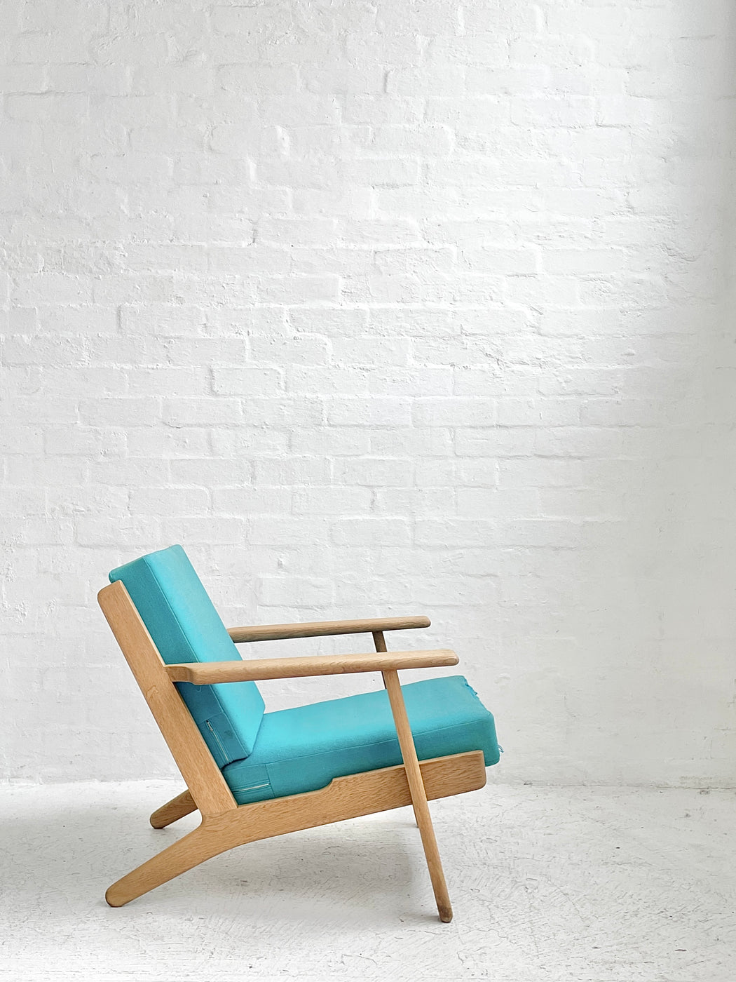 Hans J. Wegner GE290 'Plank' Chair