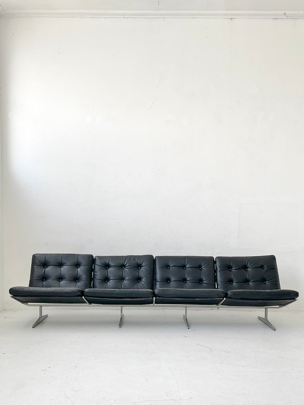 Paul Leidersdorff 'Caravelle' Leather Sofa