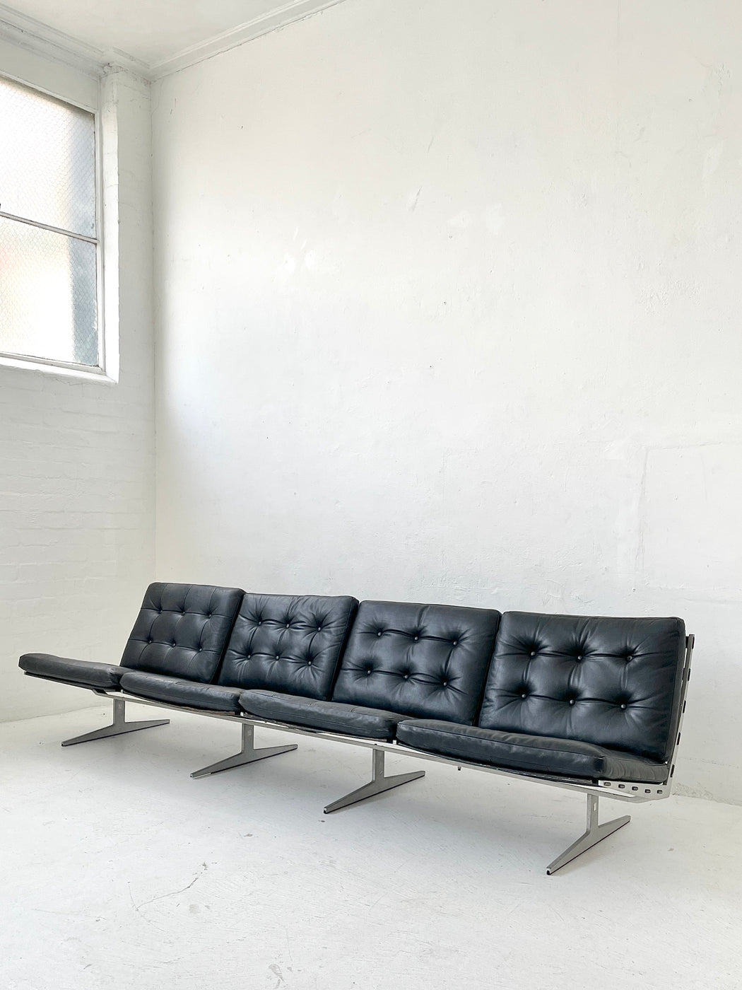 Paul Leidersdorff 'Caravelle' Leather Sofa