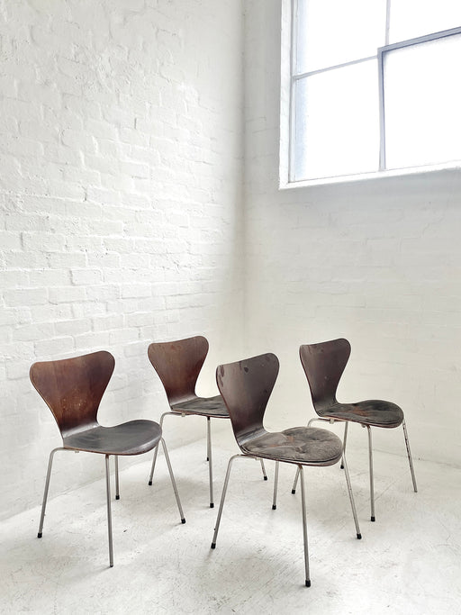 Arne Jacobsen '3107' Chair