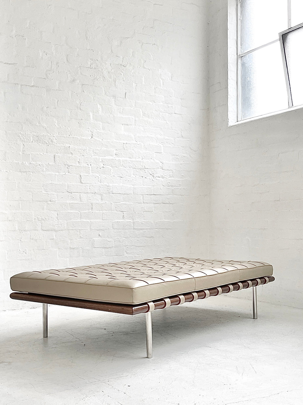 Ludwig Mies van der Rohe 'Barcelona' Daybed