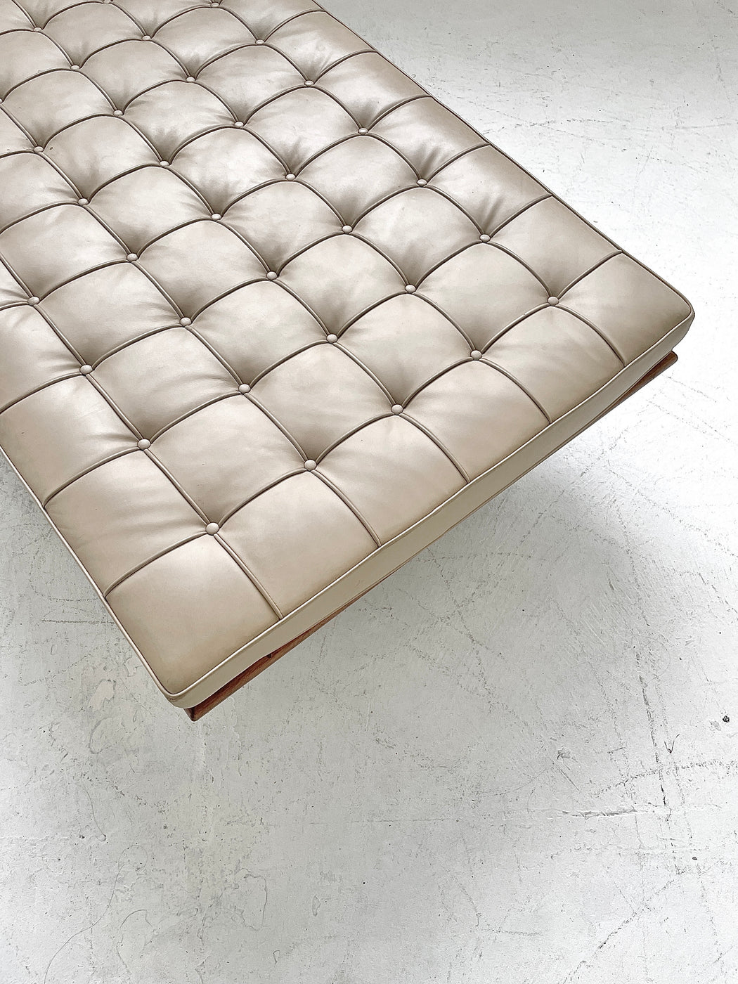 Ludwig Mies van der Rohe 'Barcelona' Daybed