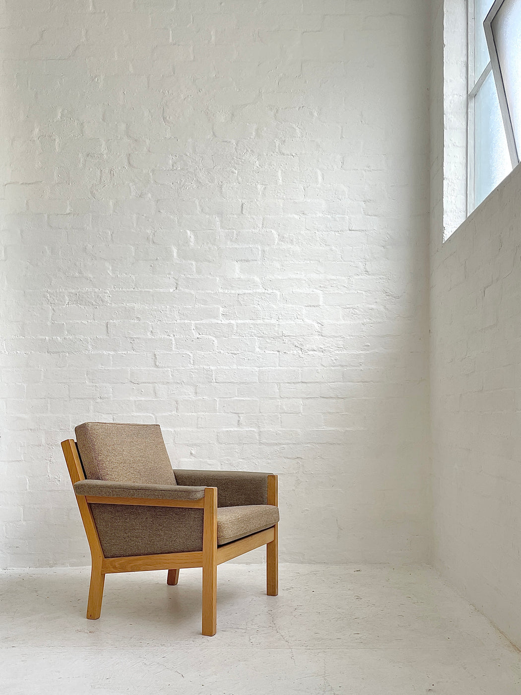 Hans J. Wegner GE40 Chair