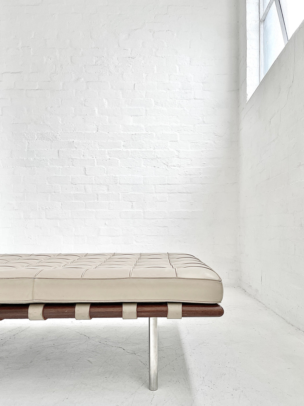 Ludwig Mies van der Rohe 'Barcelona' Daybed