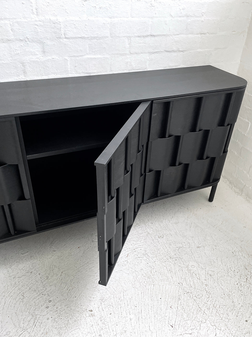 Ringvide ‘Weave 196’ Credenza