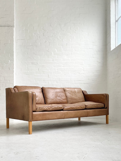 Stouby 'Eva' Leather Sofa