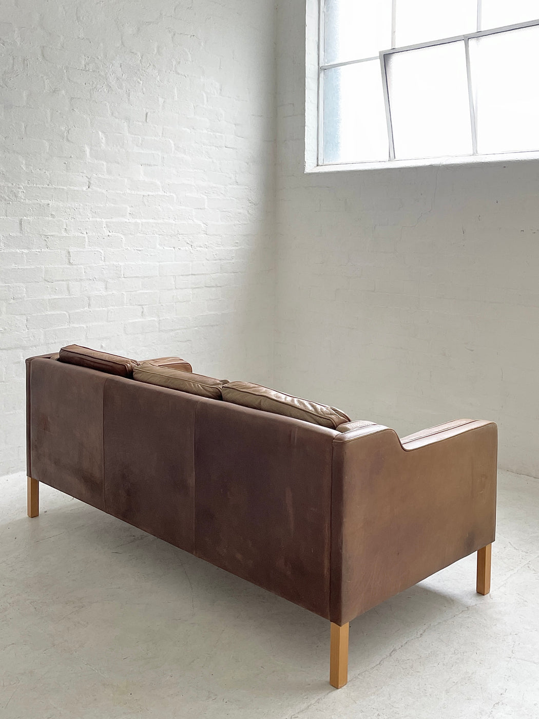 Stouby 'Eva' Leather Sofa