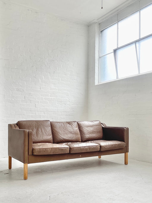 Stouby 'Eva' Leather Sofa