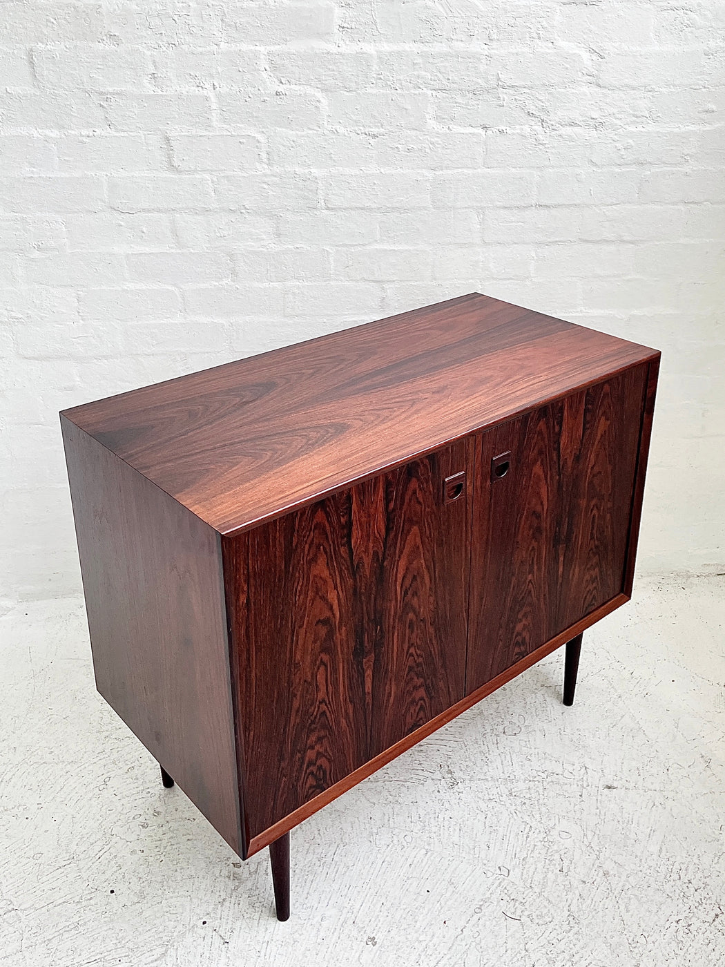 Brouer Møbelfabrik Rosewood Cabinet