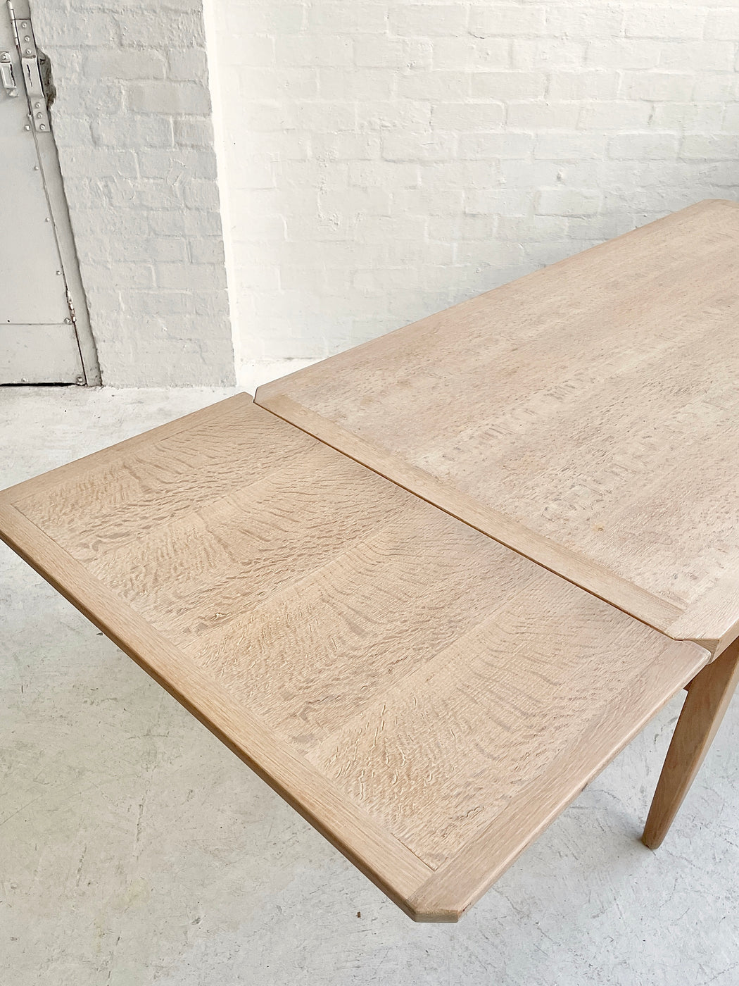 Henning Kjærnulf Oak Extension Table