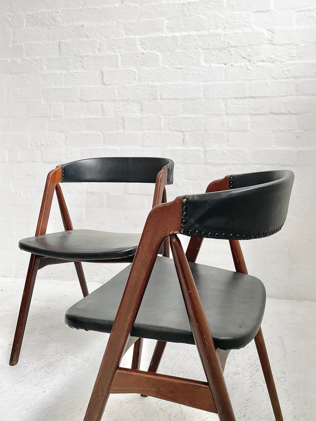 Th.Harlev 'Model 205' Teak Chairs