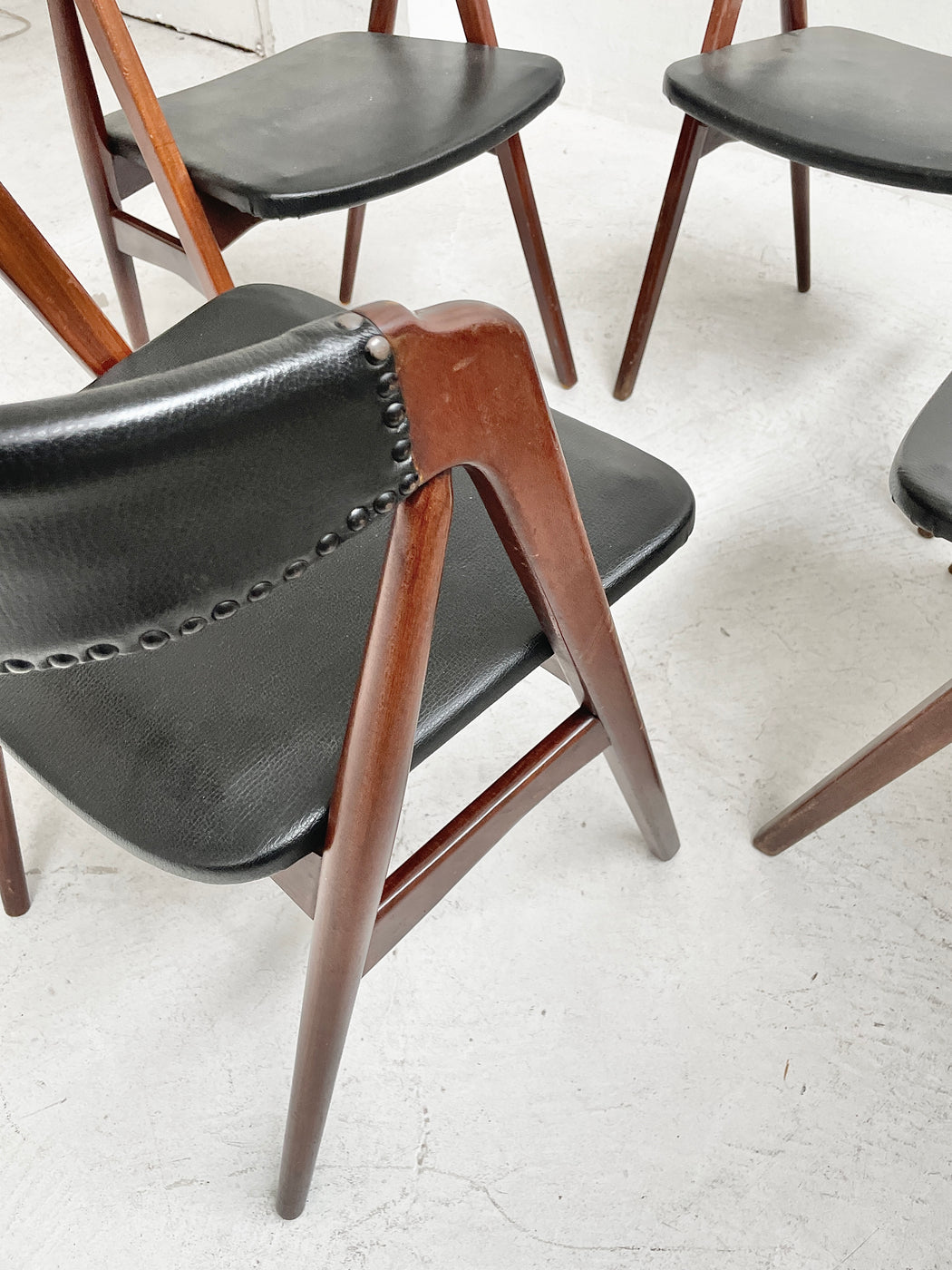 Th.Harlev 'Model 205' Teak Chairs