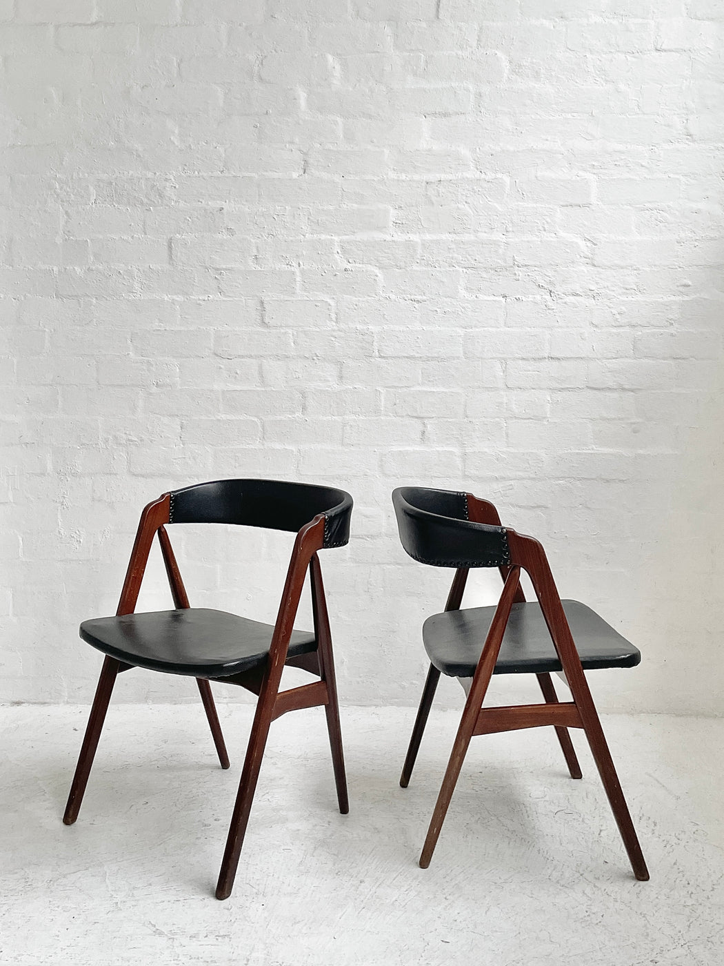 Th.Harlev 'Model 205' Teak Chairs