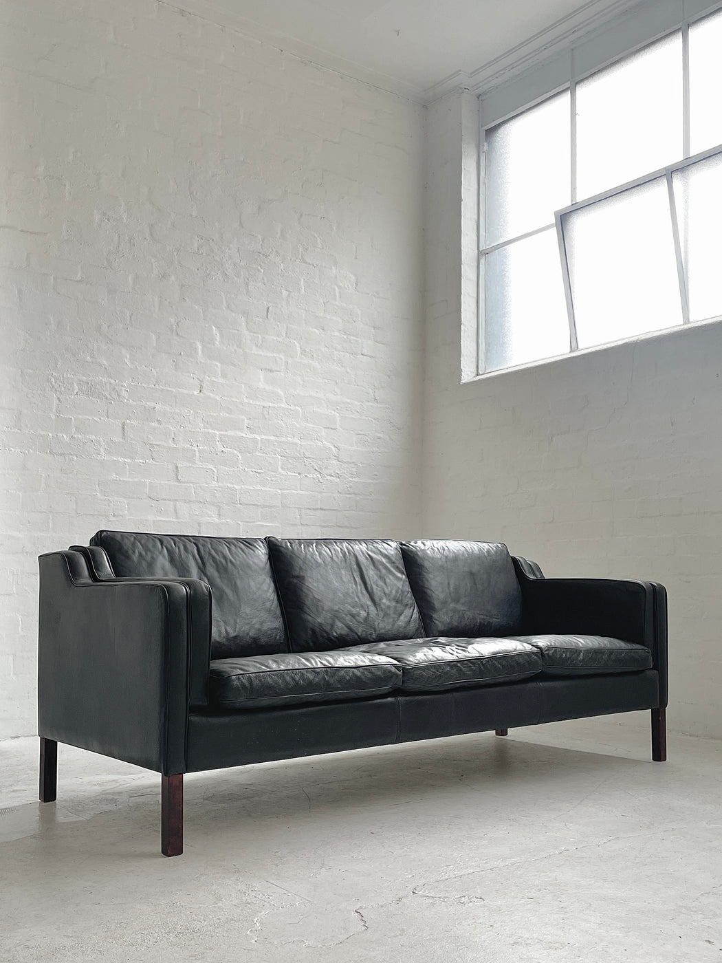 Stouby 'Eva' Leather Sofa