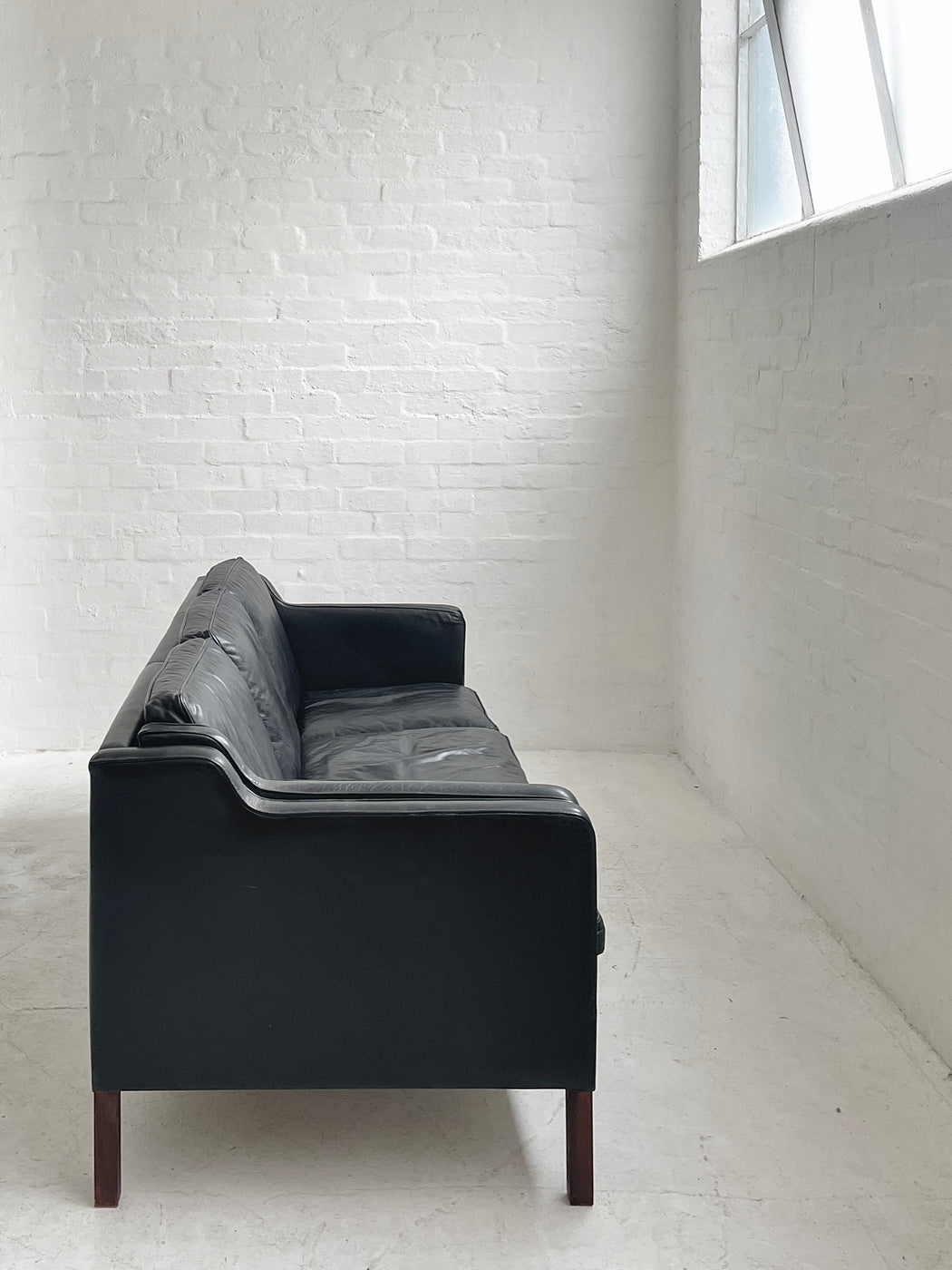 Stouby 'Eva' Leather Sofa