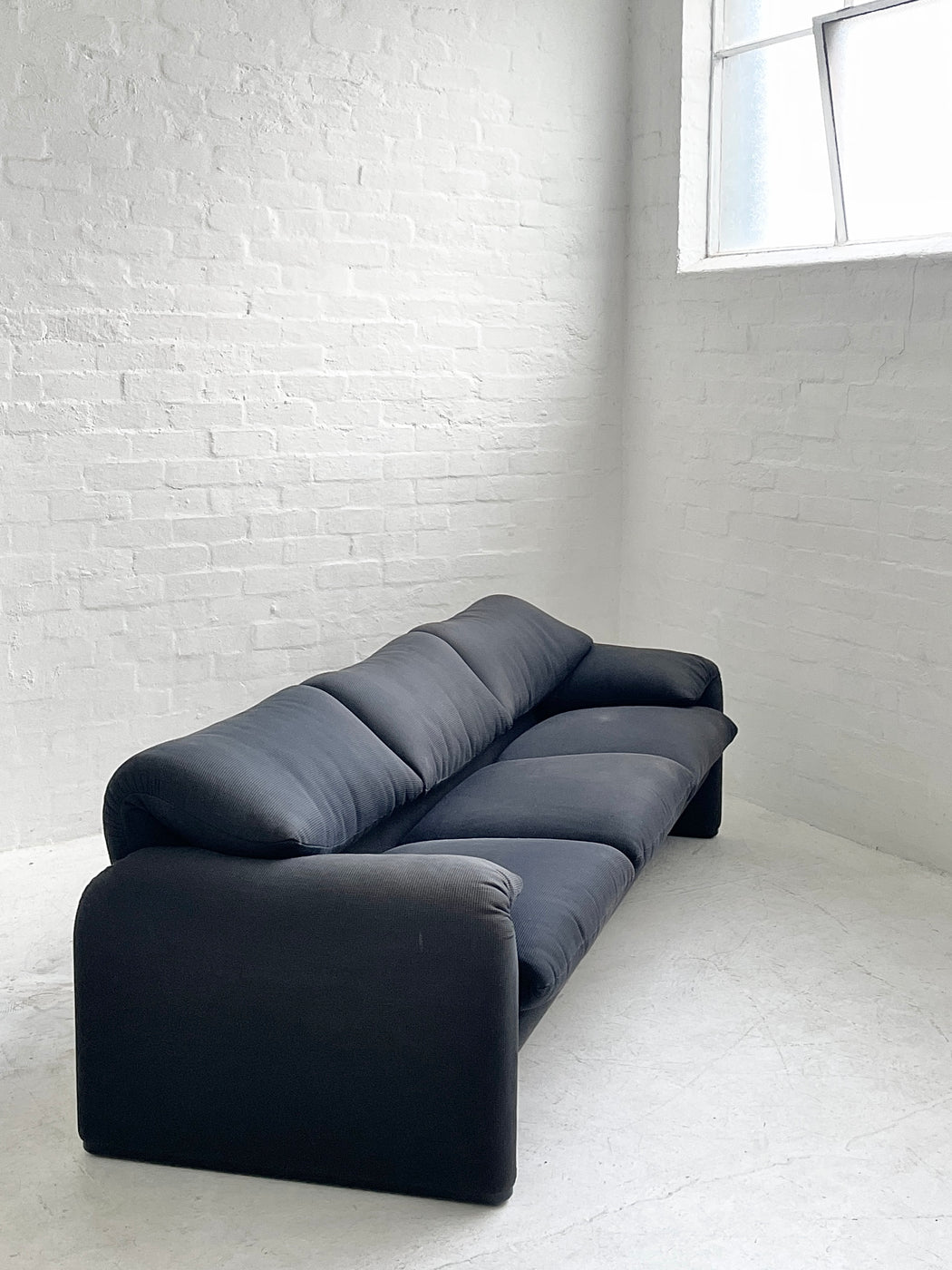 Vico Magistretti 'Maralunga' Sofa