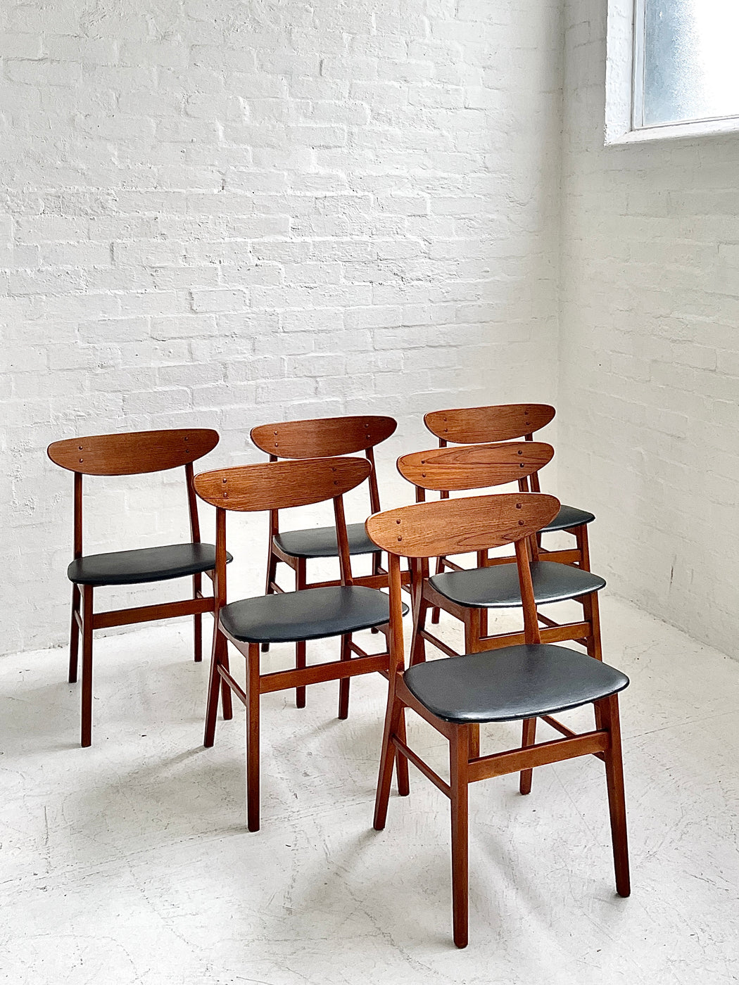Farstrup Model 100 'Mosbol' Dining Chairs