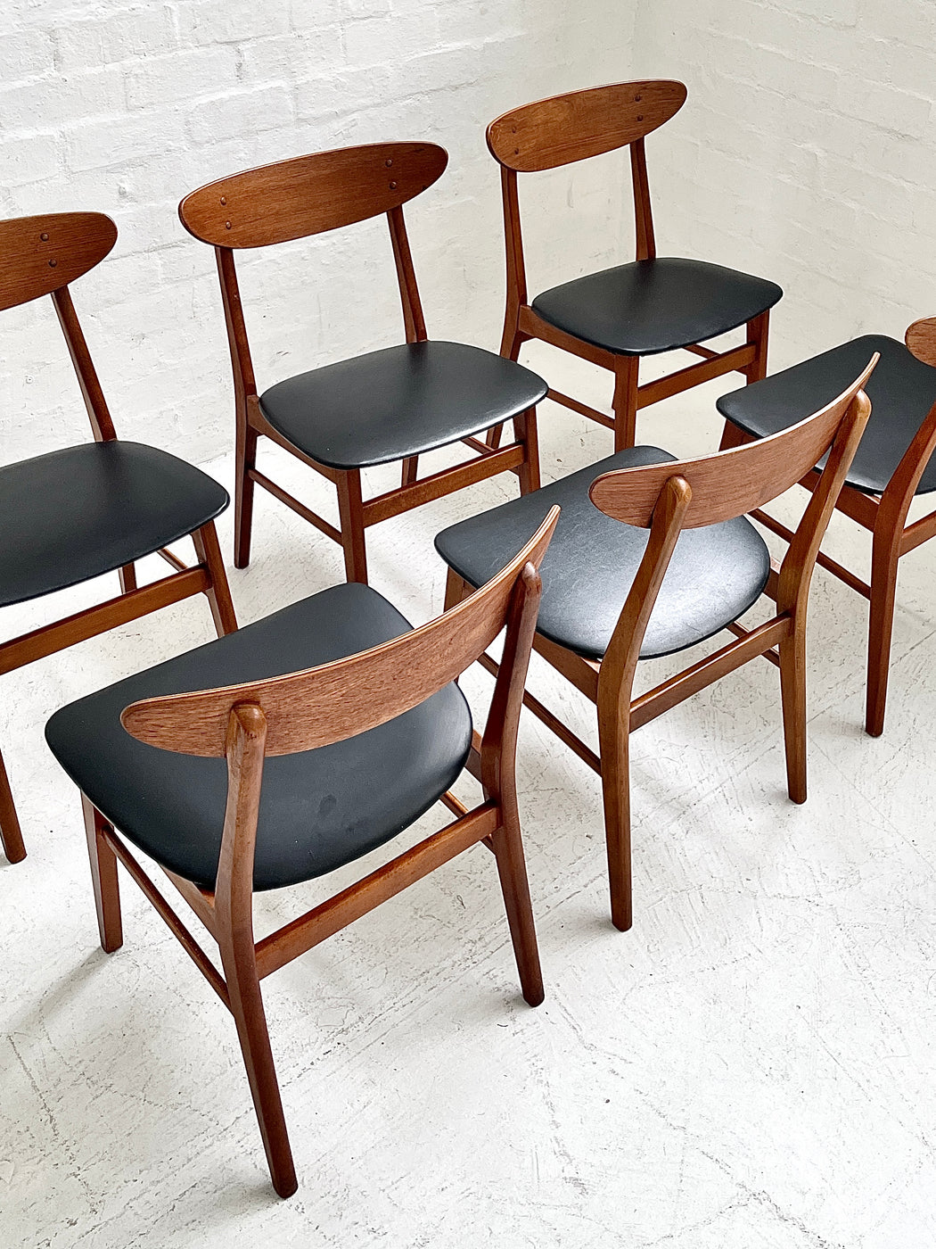 Farstrup Model 100 'Mosbol' Dining Chairs