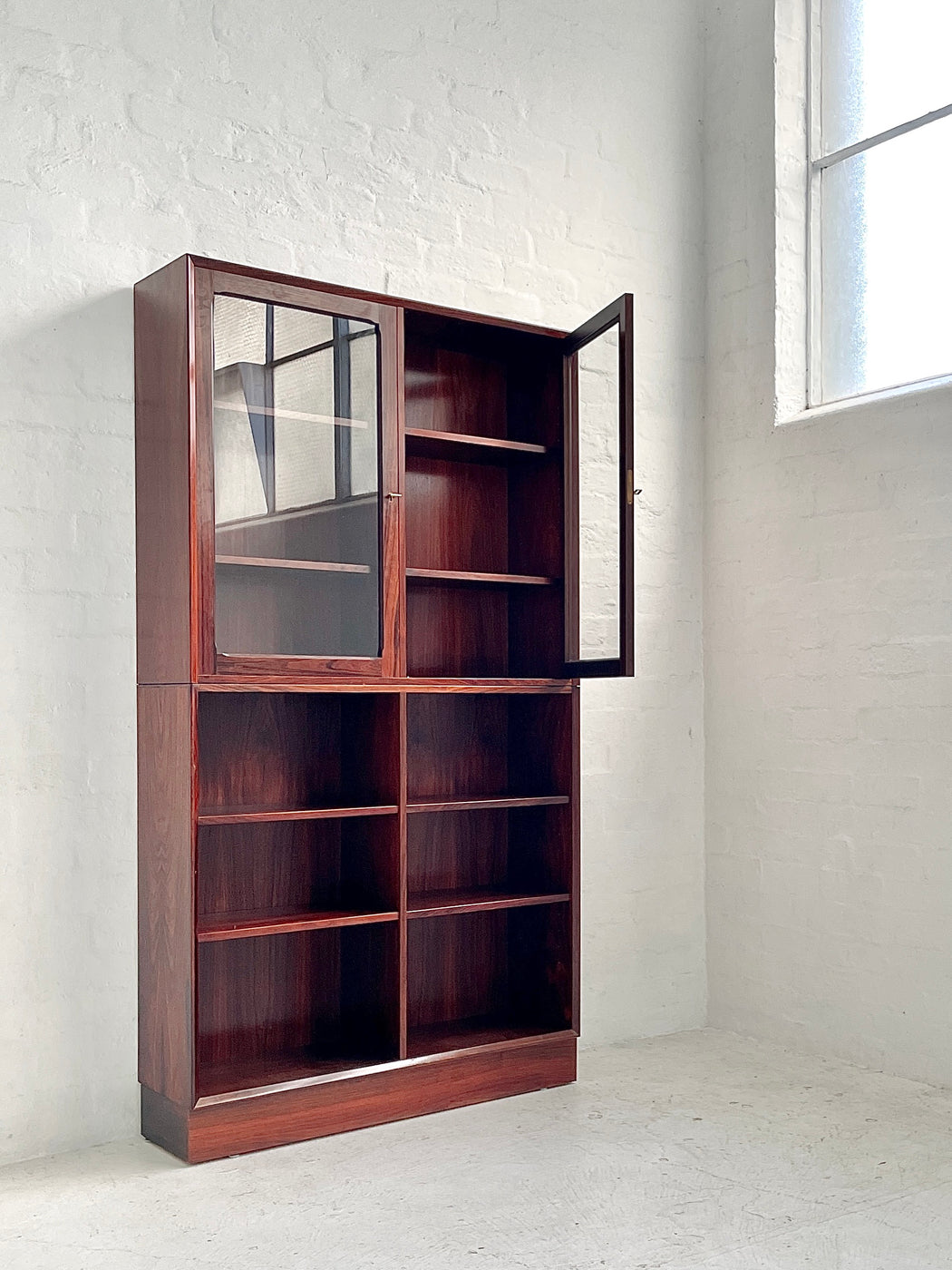 Brouer Rosewood Two Section Bookcase Vintrine