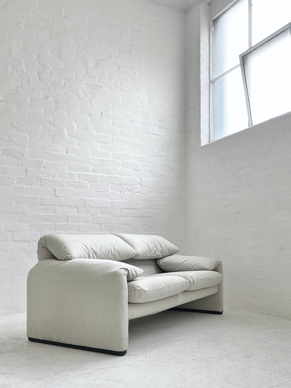 Vico Magistretti 'Maralunga' Sofa