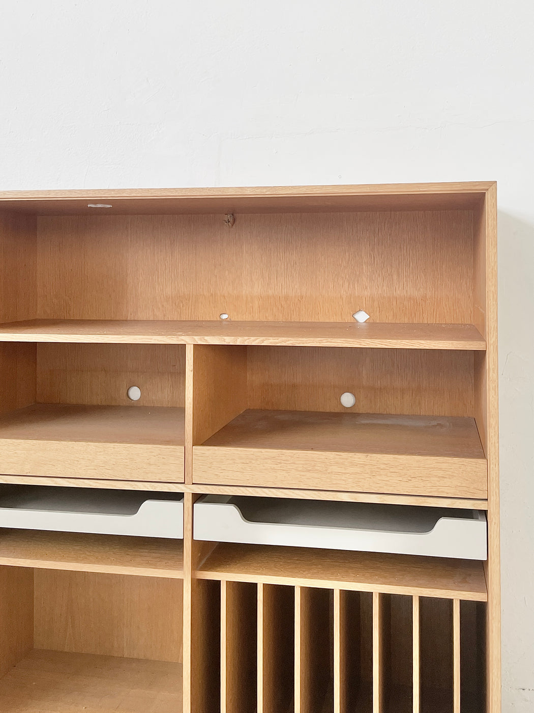 Sorensen & Thygesen Oak Wall System