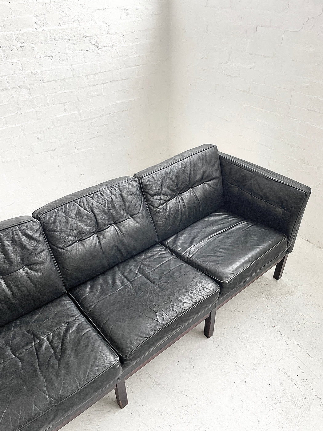 Skipper Leather Sofa