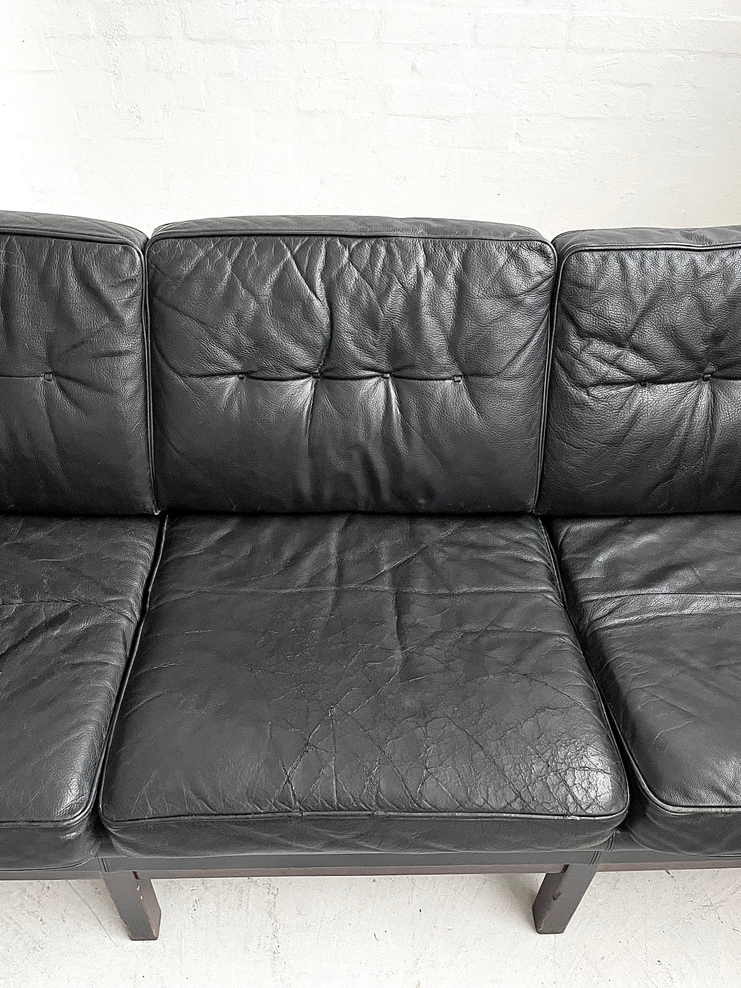 Skipper Leather Sofa