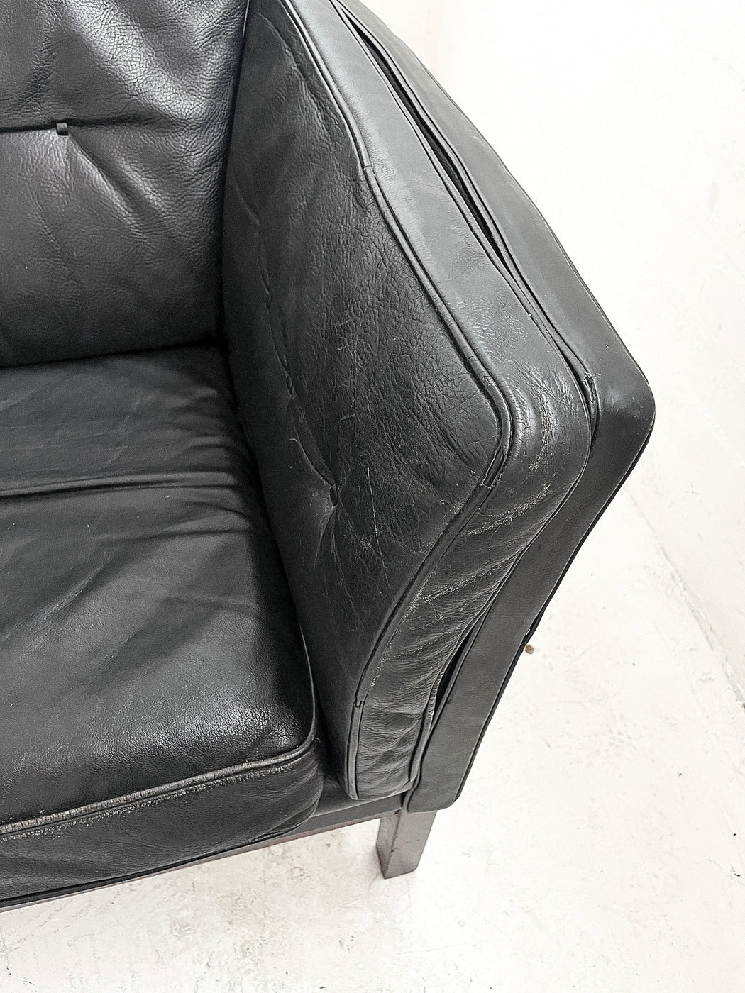 Skipper Leather Sofa