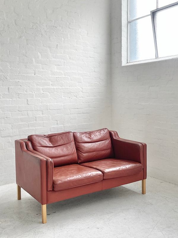 Stouby 'Eva' Leather Sofa