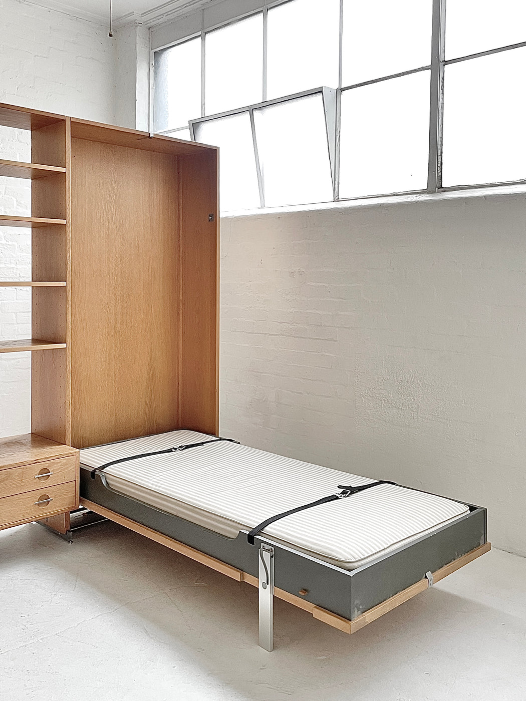 Hans J. Wegner 'RY100' Wall System