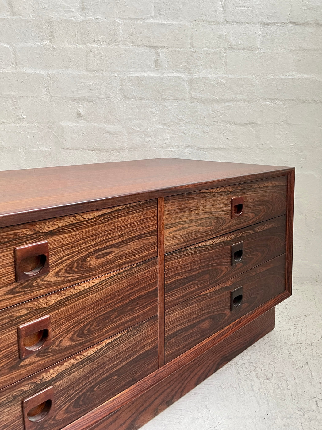 Brouer Møbelfabrik Rosewood Drawers