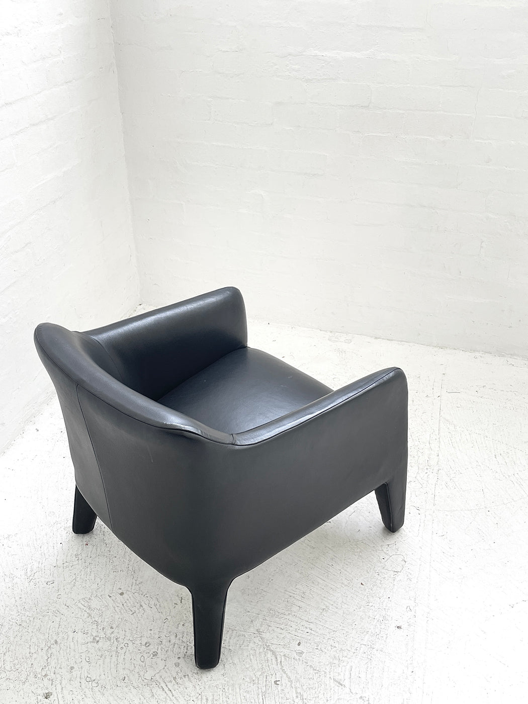 Jardan 'Kelly' Leather Lounge Chair