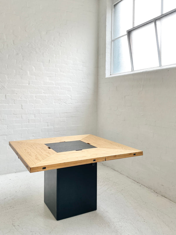 Bob & Dries van den Berghe 'Cirkante' Table