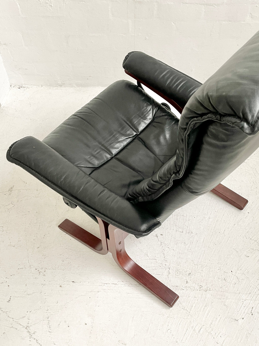 Reclining Leather Lounge Chair by 'Stressless'