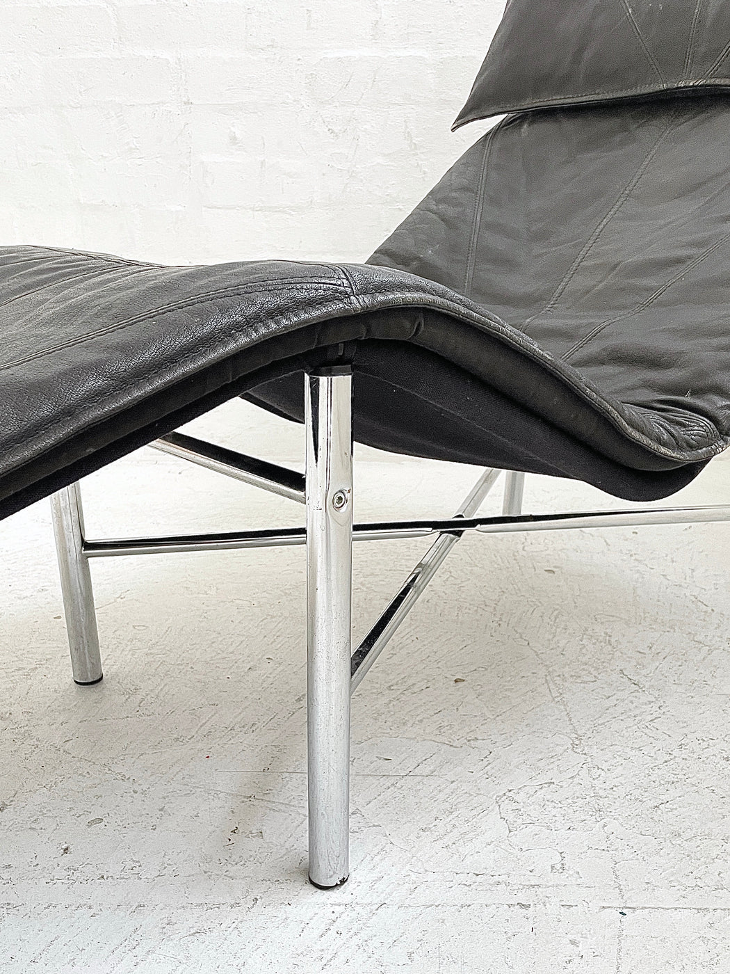 Tord Bjorklund 'Skye' Chaise Lounge