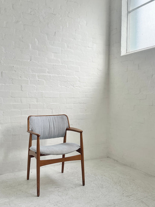 Aksel Bender & Ejner Larsen 'Model 4205' Chair