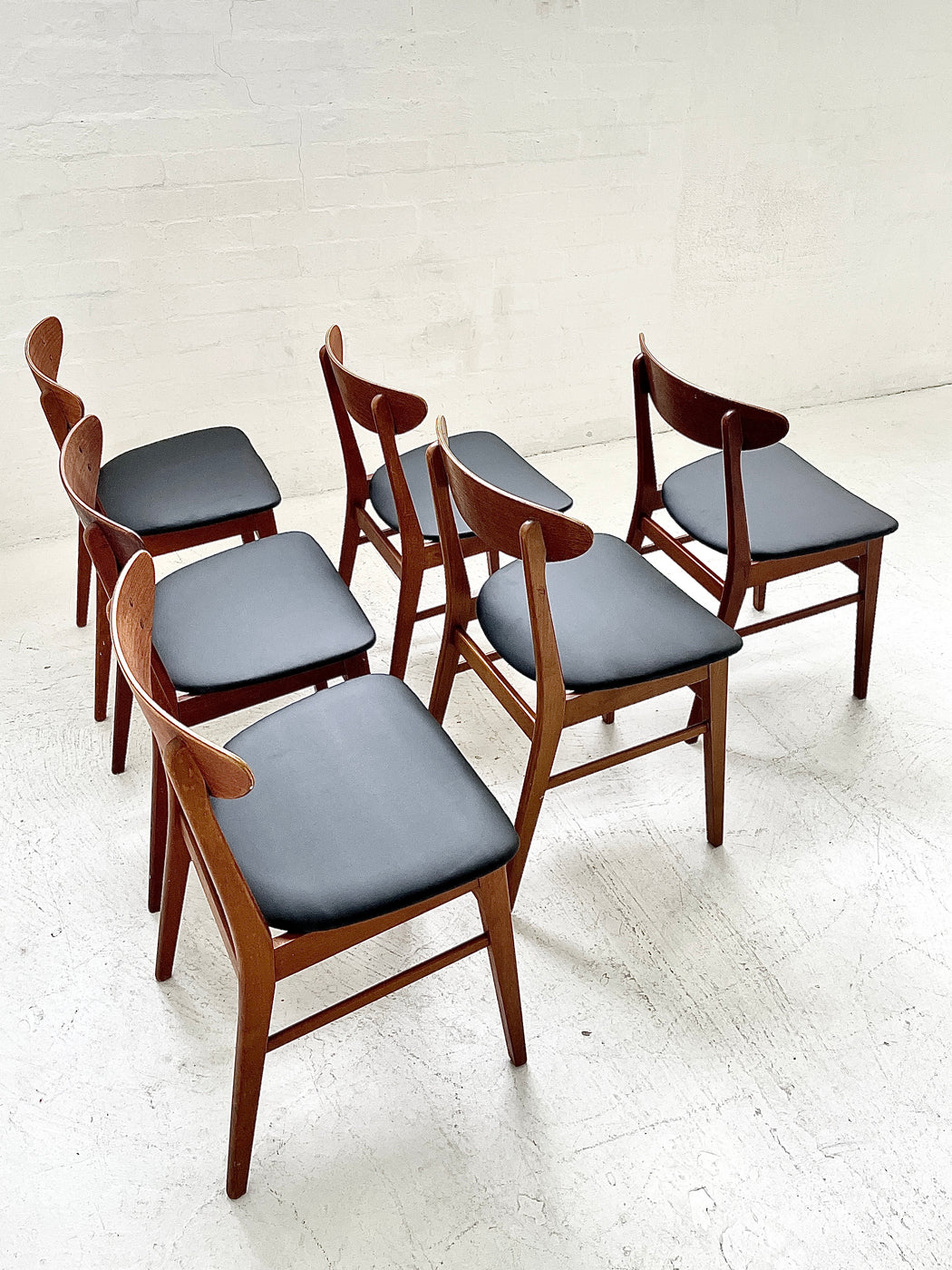 Farstrup Model 100 'Mosbol' Dining Chairs