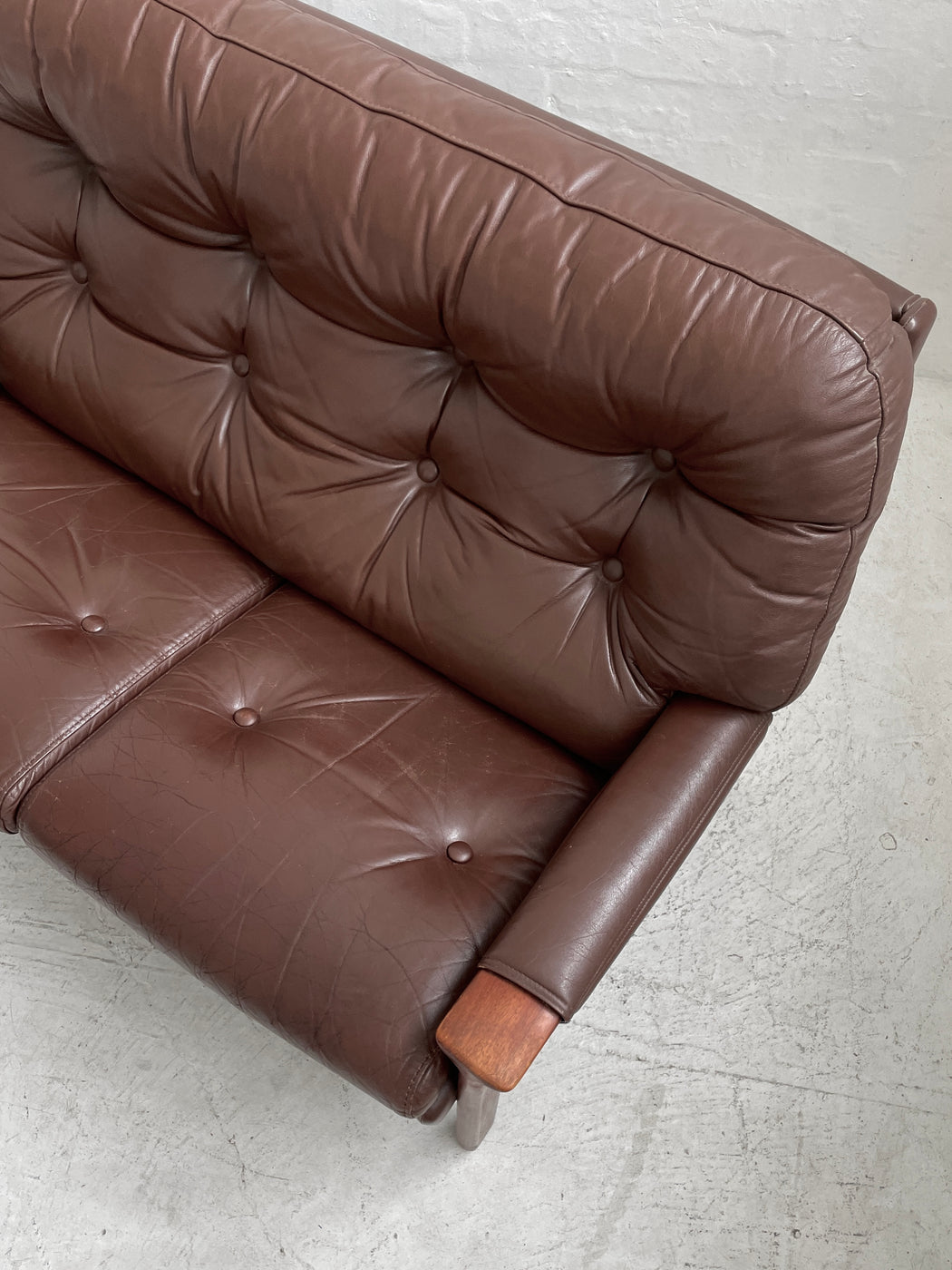 Tessa T21 Leather Sofa