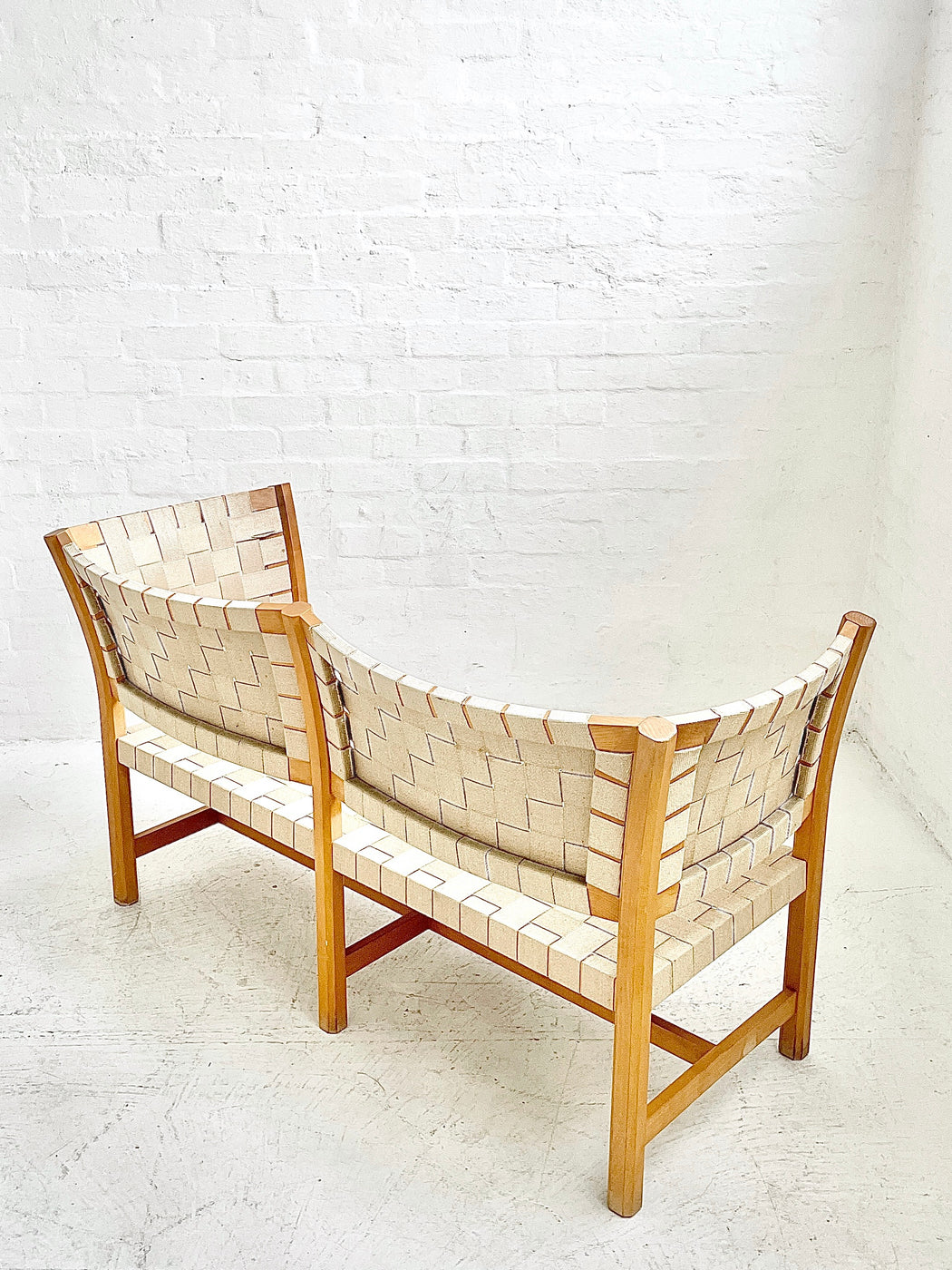 Erik Jørgensen 'EJ 477/2' Settee