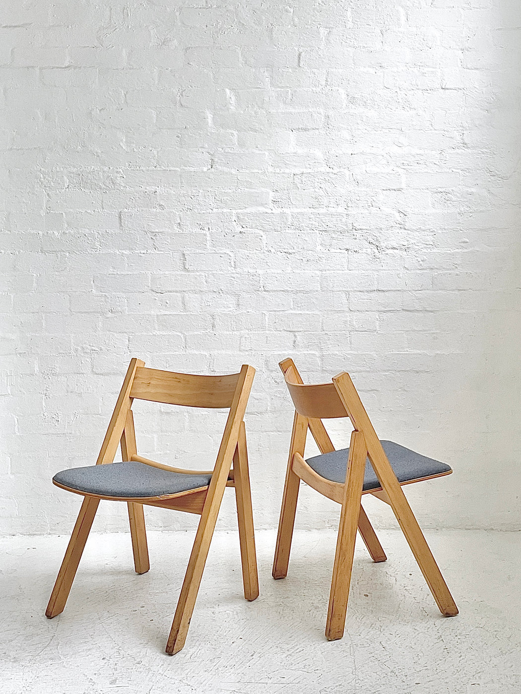 Hans J. Wegner GE72 'Politiken' Chair