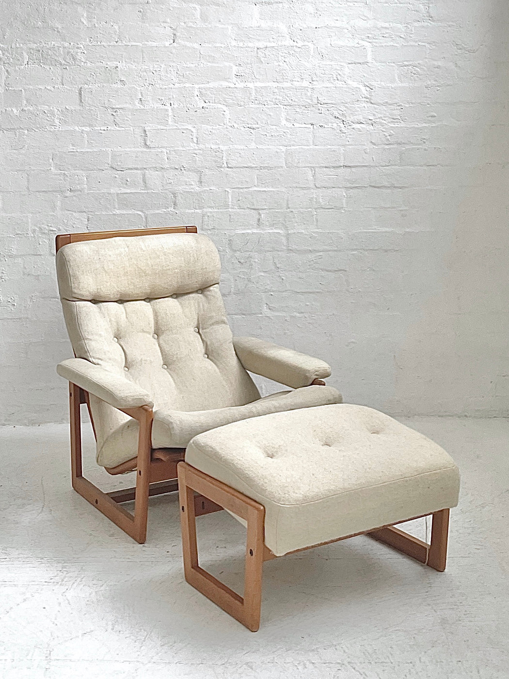 Lennart Bender 'Primula' Chair & Footstool