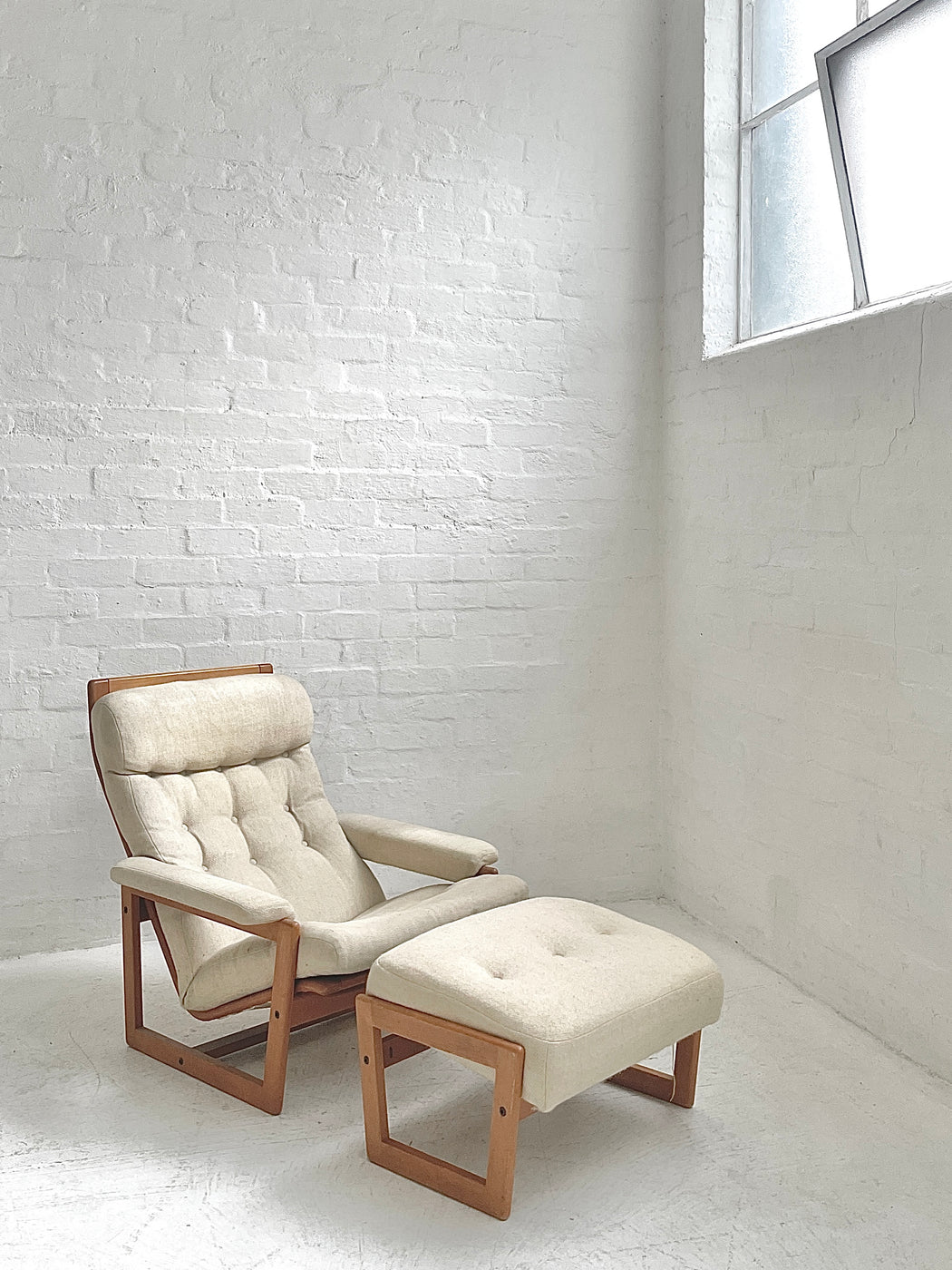 Lennart Bender 'Primula' Chair & Footstool