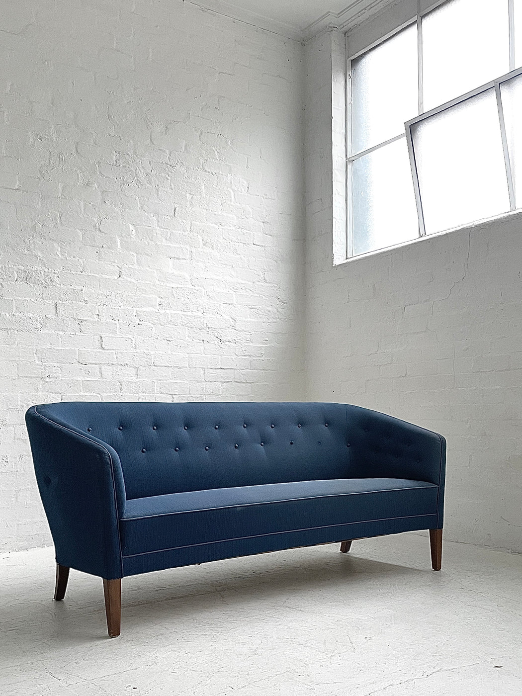 Ludvig Pontoppidan Settee